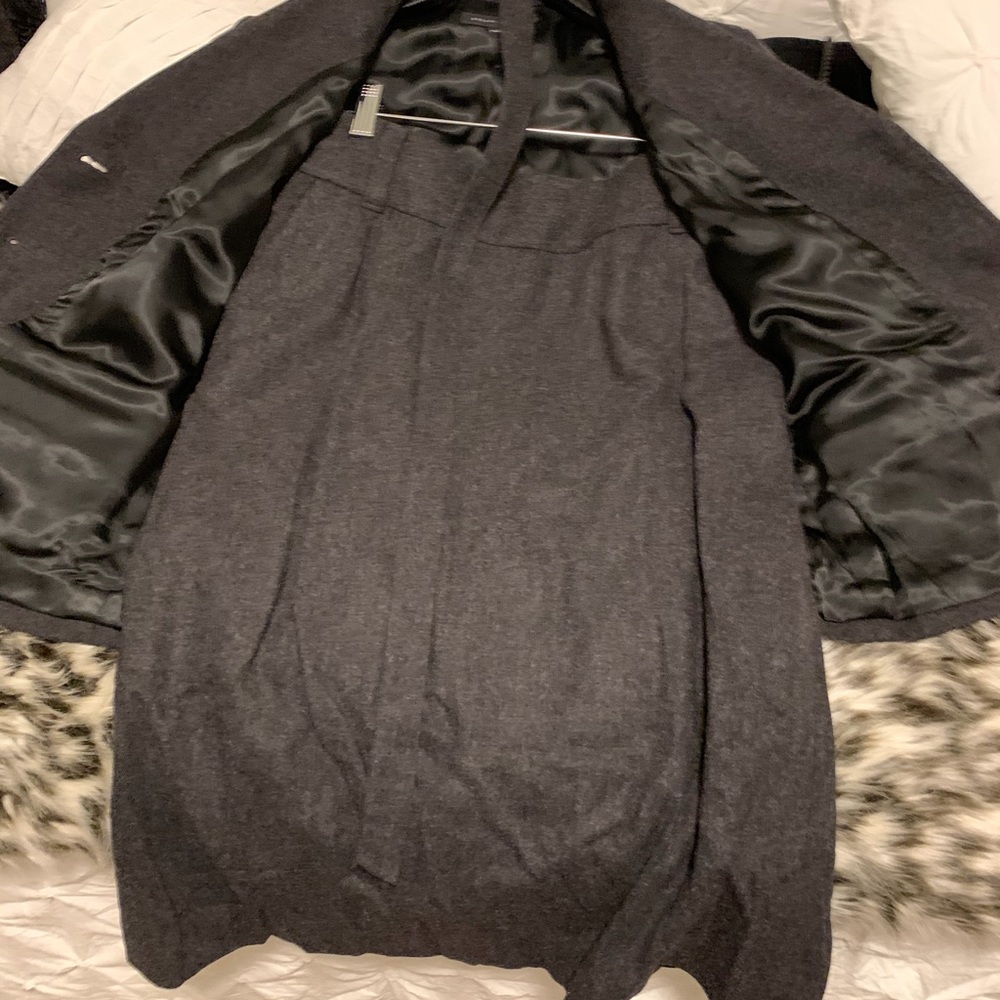 Banana Republic Charcoal Women’s Skirt Suit